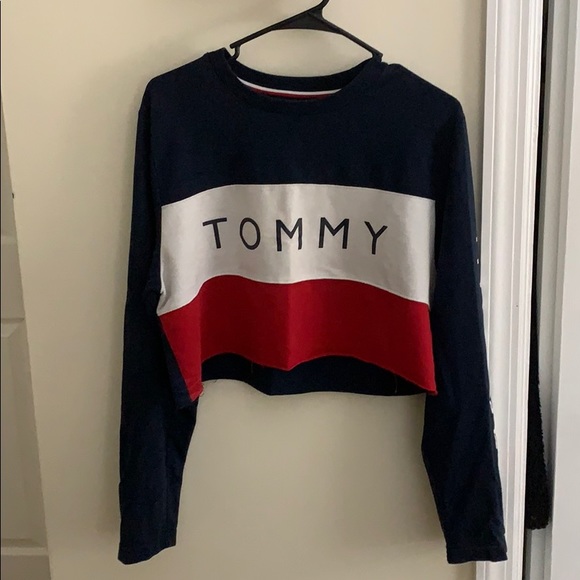 Tommy Hilfiger top - Picture 1 of 4